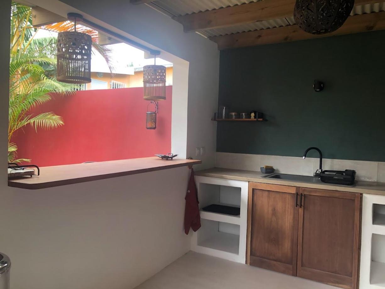 Tiny House Les Cactus - Bungalow St Gilles Les Hauts Saint-Paul Екстериор снимка